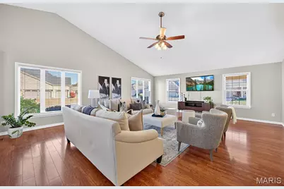 3125 Calhoun Drive, Saint Charles, MO 63301 - Photo 12