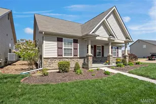 3125 Calhoun Dr, Saint Charles, MO 63301 - Photo 4