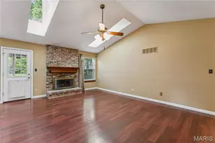 16423 Laurel Park Ct, Grover, MO 63040 - Photo 8