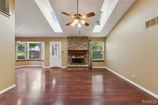 16423 Laurel Park Ct, Grover, MO 63040 - Photo 6