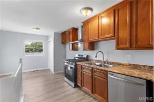 217 Roaring River Dr, O'Fallon, MO 63366 - Photo 8