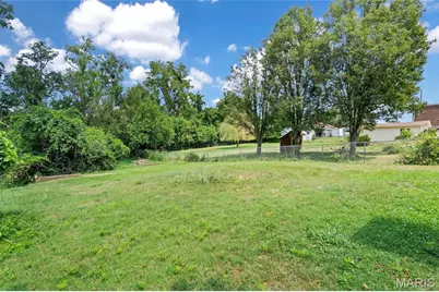 10525 Hobday Avenue, Saint Ann, MO 63074 - Photo 36