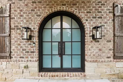 115 Ladue Pine Woods Place, Saint Louis, MO 63141 - Photo 8