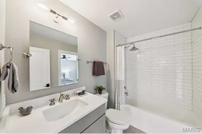 115 Ladue Pine Woods Place, Saint Louis, MO 63141 - Photo 62