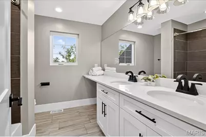 2029 Lily Avenue, Kirkwood, MO 63122 - Photo 36