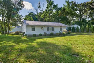 140 N Ethlyn Rd, Winfield, MO 63389 - Photo 4