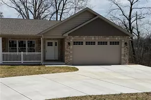 302 Anthony Cir, Byrnes Mill, MO 63051 - Photo 2