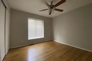 1407 Summerhaven Dr, Saint Louis, MO 63146 - Photo 8