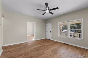 205 E Beech St, Sikeston, MO 63801 - Photo 6