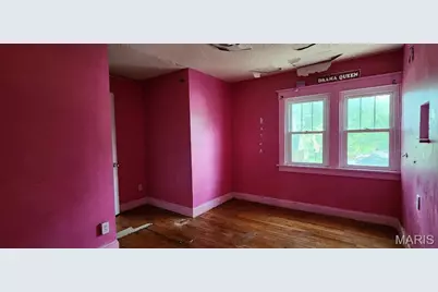 8008 Monroe Avenue, Saint Louis, MO 63114 - Photo 12