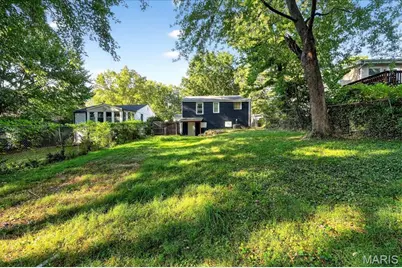 9386 Golden Gate Road, Rock Hill, MO 63144 - Photo 30
