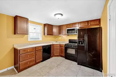 9386 Golden Gate Road, Rock Hill, MO 63144 - Photo 14