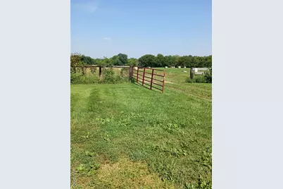 2662 North Highway 79, Elsberry, MO 63343 - Photo 1