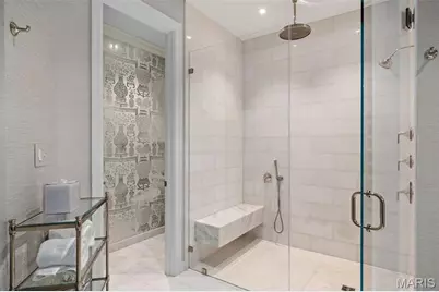 2409 N Ballas Road, Town and Country, MO 63131 - Photo 32