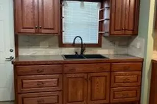 1958 Dunklin St, Cape Girardeau, MO 63701 - Photo 4