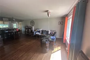 7243 General Sherman Ln, Saint Louis, MO 63123 - Photo 4