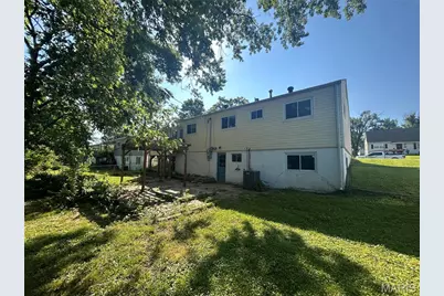 7243 General Sherman Lane, Saint Louis, MO 63123 - Photo 2