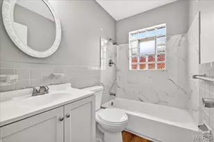 9472 Yorktown Dr, Bellefontaine Neighbors, MO 63137 - Photo 20