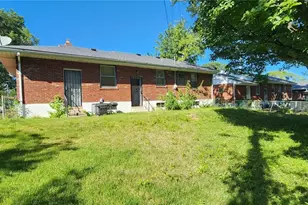 1230 Yukon Dr, Saint Louis, MO 63137 - Photo 16