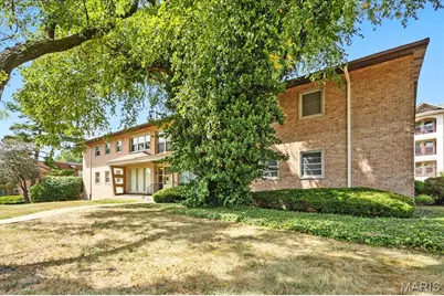 2 Delcrest Court #202, University City, MO 63124 - Photo 2