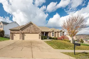 2449 Flowerdale Ct, Eureka, MO 63025 - Photo 2