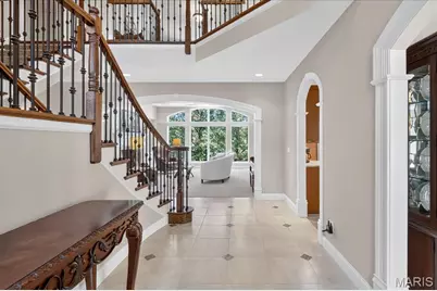 49 Grand Meridien Forest, Wildwood, MO 63005 - Photo 4