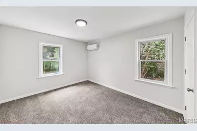 7030 Lena Avenue, Saint Louis, MO 63136 - Photo 6