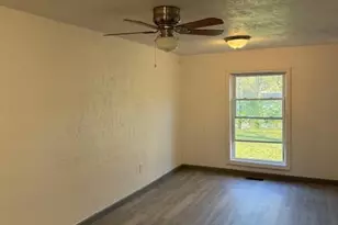 606 6th St, Grandin, MO 63943 - Photo 16