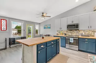 35 Monterey Cypress Dr, Lake Saint Louis, MO 63367 - Photo 12