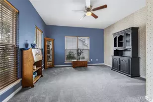 2050 Hannah Dr, Wentzville, MO 63385 - Photo 8