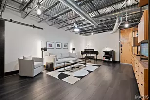 2323 Locust St, Saint Louis, MO 63103 - Photo 2