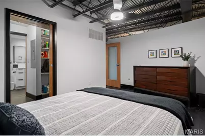 2323 Locust Street #212, Saint Louis, MO 63103 - Photo 18