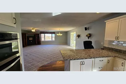 732 American Inn Road, Villa Ridge, MO 63089 - Photo 8