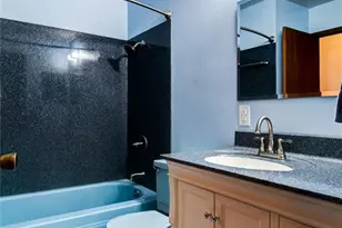 100 Broadmere Dr, Florissant, MO 63033 - Photo 14