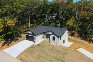 6103 Union Dr, Hillsboro, MO 63050 - Photo 2