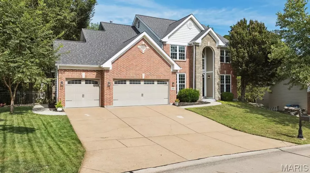 17833 Suzanne Ridge Dr, Wildwood, MO 63038 - MLS 25059445
