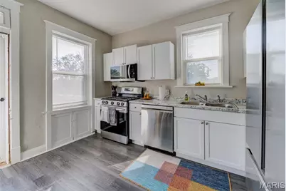 4627 Rosa Avenue, Saint Louis, MO 63116 - Photo 18