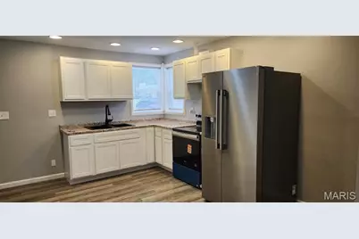 818 Robert Avenue, Ferguson, MO 63135 - Photo 10