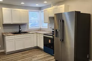 818 Robert Ave, Ferguson, MO 63135 - Photo 10