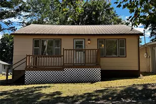 352 N Bedford St, Puxico, MO 63960 - Photo 2