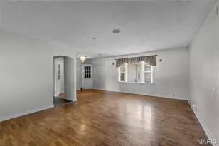 701 Sikes Ave, Sikeston, MO 63801 - Photo 8