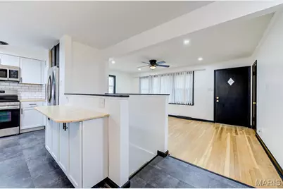 9737 Calumet Drive, Saint Louis, MO 63137 - Photo 18