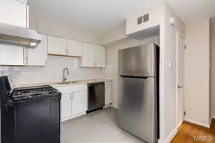 5086 Waterman Blvd, Saint Louis, MO 63108 - Photo 14