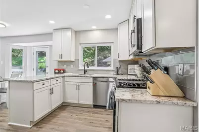 375 Thunderhead Canyon Drive, Wildwood, MO 63011 - Photo 6