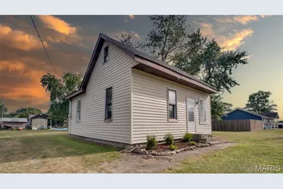 608 Cross Street, Montgomery City, MO 63369 - Photo 1