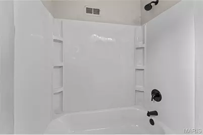 6908 Alberici Avenue, Saint Louis, MO 63121 - Photo 14