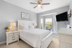 2642 Mcknight Crossing Ct, Saint Louis, MO 63124 - Photo 14