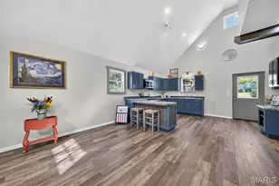 515 Bailey Ave, Elsberry, MO 63343 - Photo 14