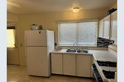 3230 Churchill Drive, Florissant, MO 63033 - Photo 6