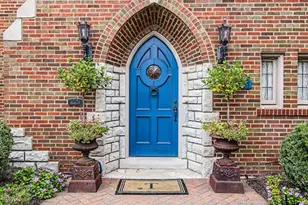 6331 Alexander Dr, Clayton, MO 63105 - Photo 2